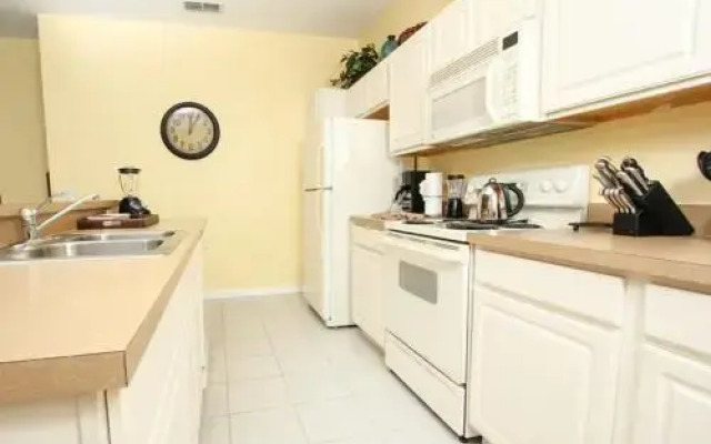 Comrow Villa 7739