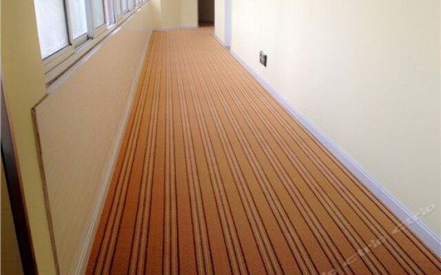 Jinghua Hotel Qinghe Railway Station