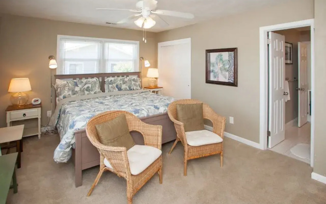 Dancing In The Moonlight - 6 Br Home