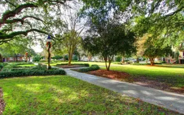 Washington Square Manor