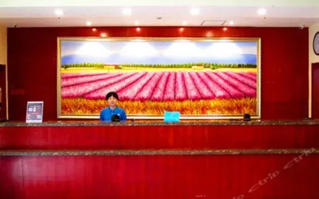 Hanting Express Hebi He Bi Yu Long Ai Zhi City