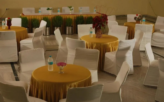 Chandra Pushp Palace