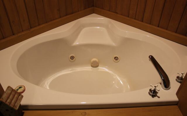 The Inn at Narrows Creek