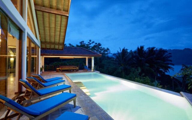 The Glasshouse Victoria, Kandy