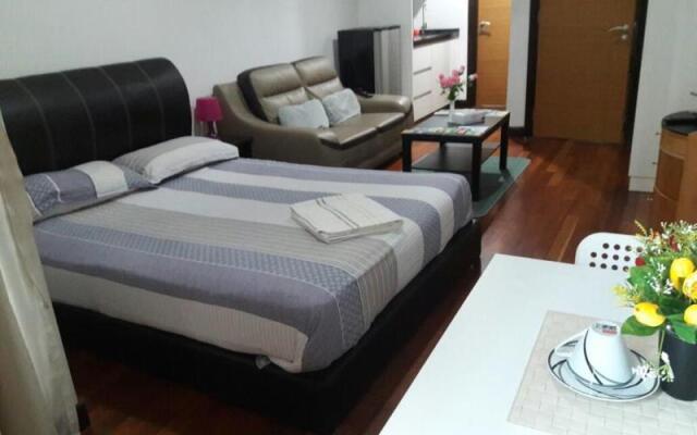 Laras Suites @ Casa Residency