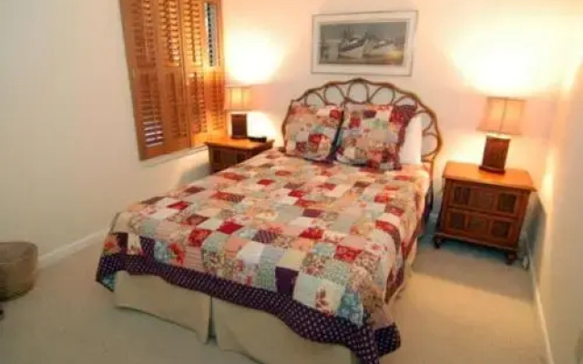Oceanwoods 470 by RedAwning