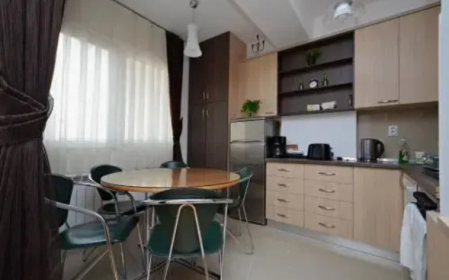 Aries Apartments