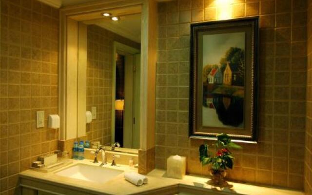 Beijing Jinhai Lake Yacht Resort