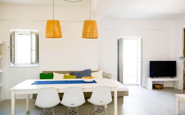 Antiparos Homes