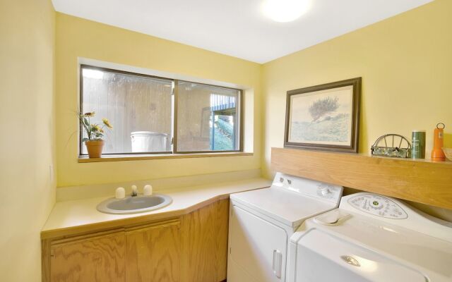 Winterberry Townhouse #1 by RedAwning