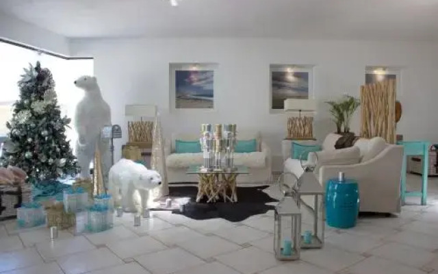 Hotel Rocas de Bahía