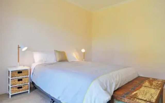 Seaspray - Surf Side