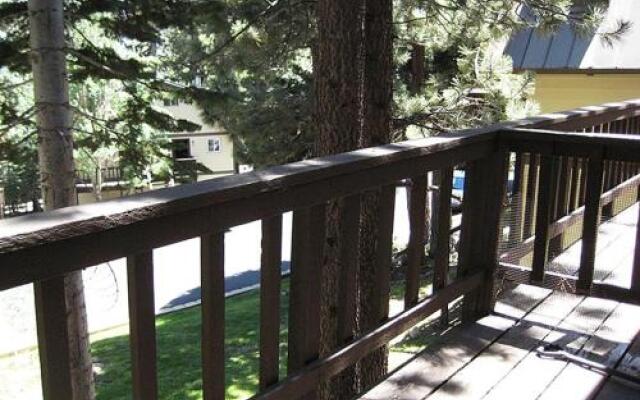 Mammoth View Villas 46 2 Br condo by RedAwning