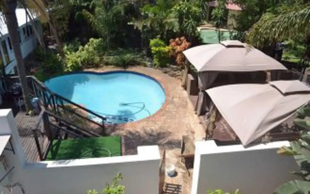Palms Lodge