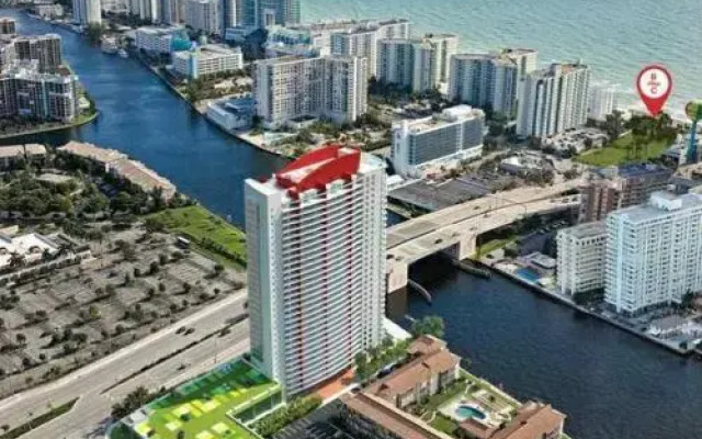 Beachwalk 307