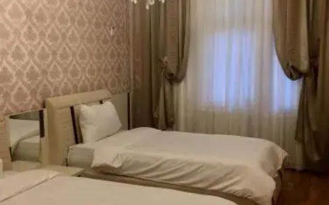 King Jireh Apartment Baku