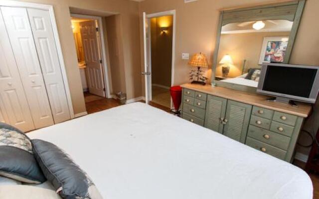 Gulf Dunes 104 by RedAwning