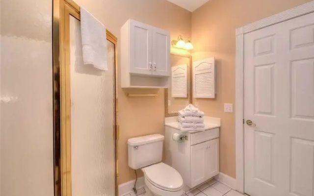 Magnolia North 302-4815