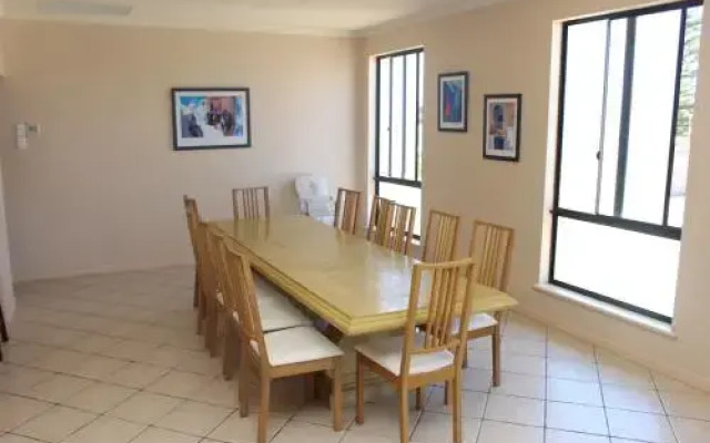 The Lighthouse - Beachfront Accommodation