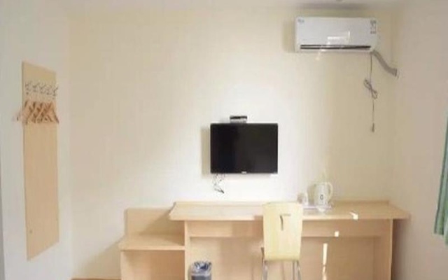 7 Days Inn Baoding Quyang Taihang Road Bus station Branch Hotel – Guest Rooms – Baoding