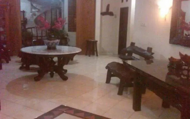Rancho Topaz Guesthouse