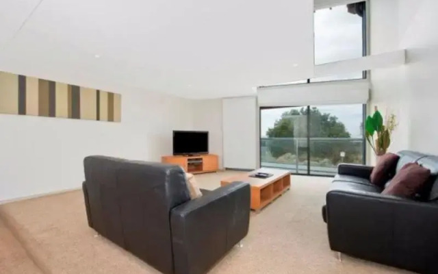 Gateway Apartment Unit 7