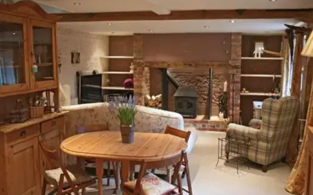 Weavers Cottage