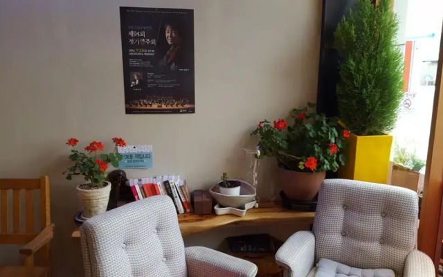 Harbor Guesthouse - Hostel