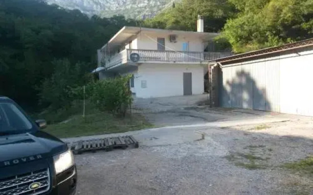 Guest House Pod Lozom