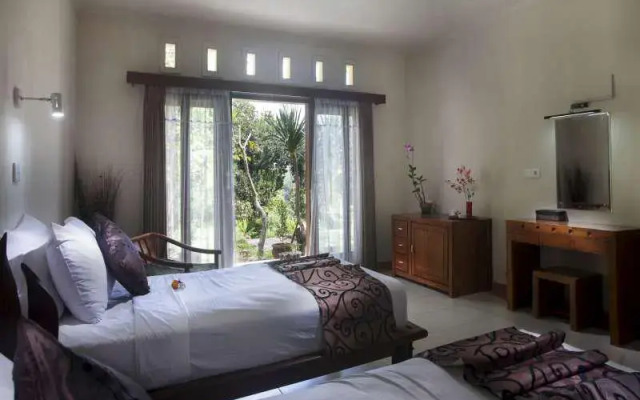 Step Ubud