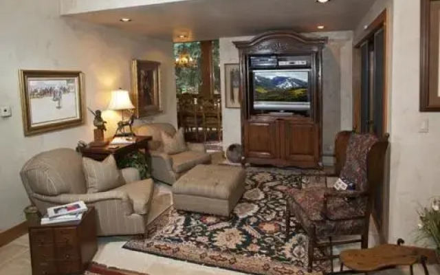 Meadow Drive Home by Exclusive Vail Rentals