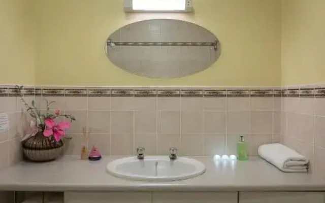 Killarney Self-Catering - Haven Suites