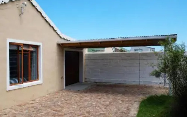 Onrus Cottage