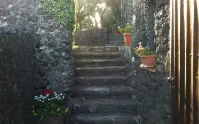 B&B Etna 1703