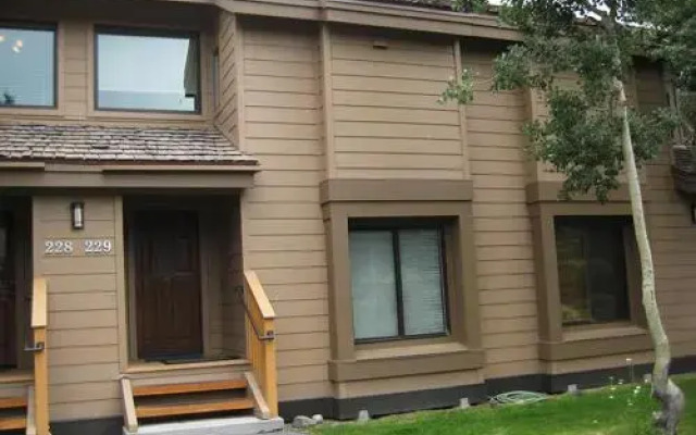 Snowcreek 229