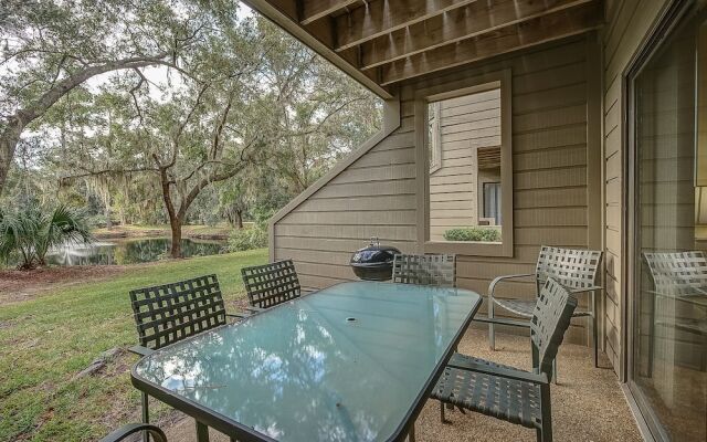 2311 Racquet Club Villas