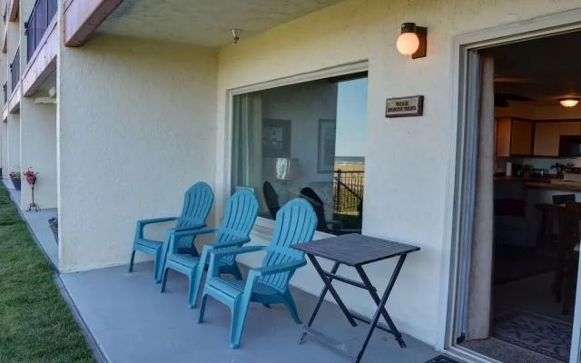 Seaside Beach Club 204 1 Br condo by RedAwning