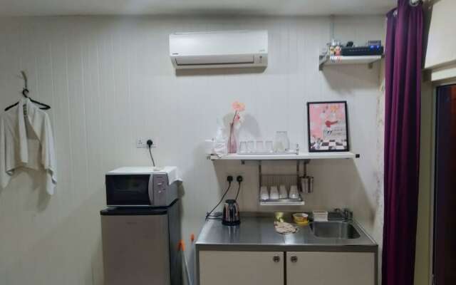 La Vie En Rose Melaka - Hostel