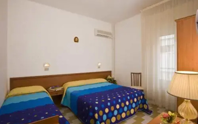 Hotel Italia