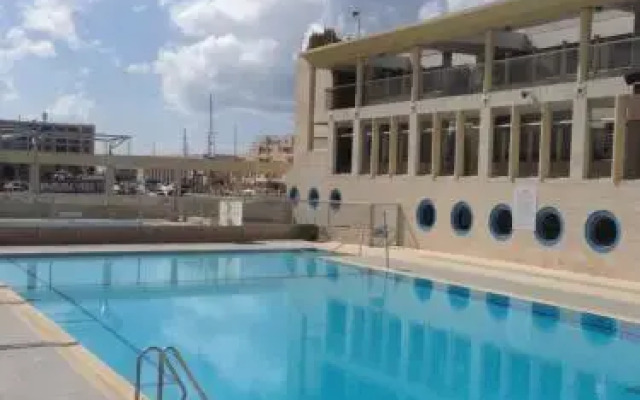 Marina Herzlia Suite