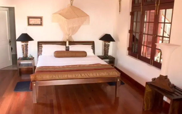 Mount Lavinia House