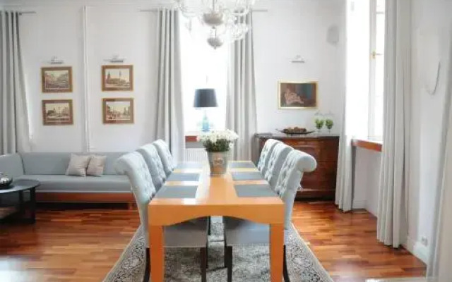 Luxury Magic Home