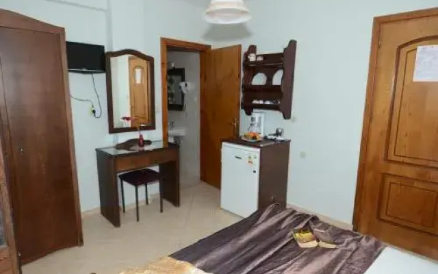 Nostos Rooms Ammouliani