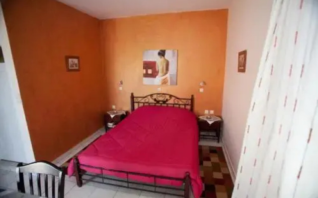 Maria's Studios