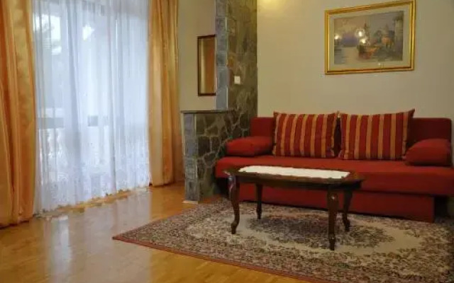 Apartments Ananina