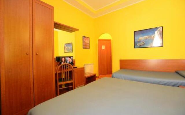 Hotel Porto Di Roma