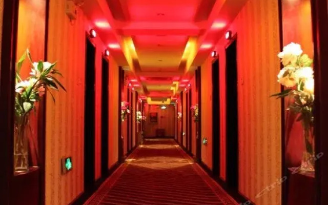 Yuntian Hotel - Luoyang