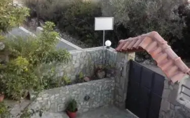 Porto Kastri Studios