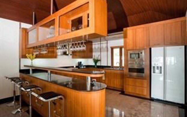 Krabi Sunset Beachfront Villa