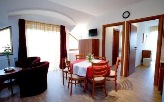 Júlia Double Comfort